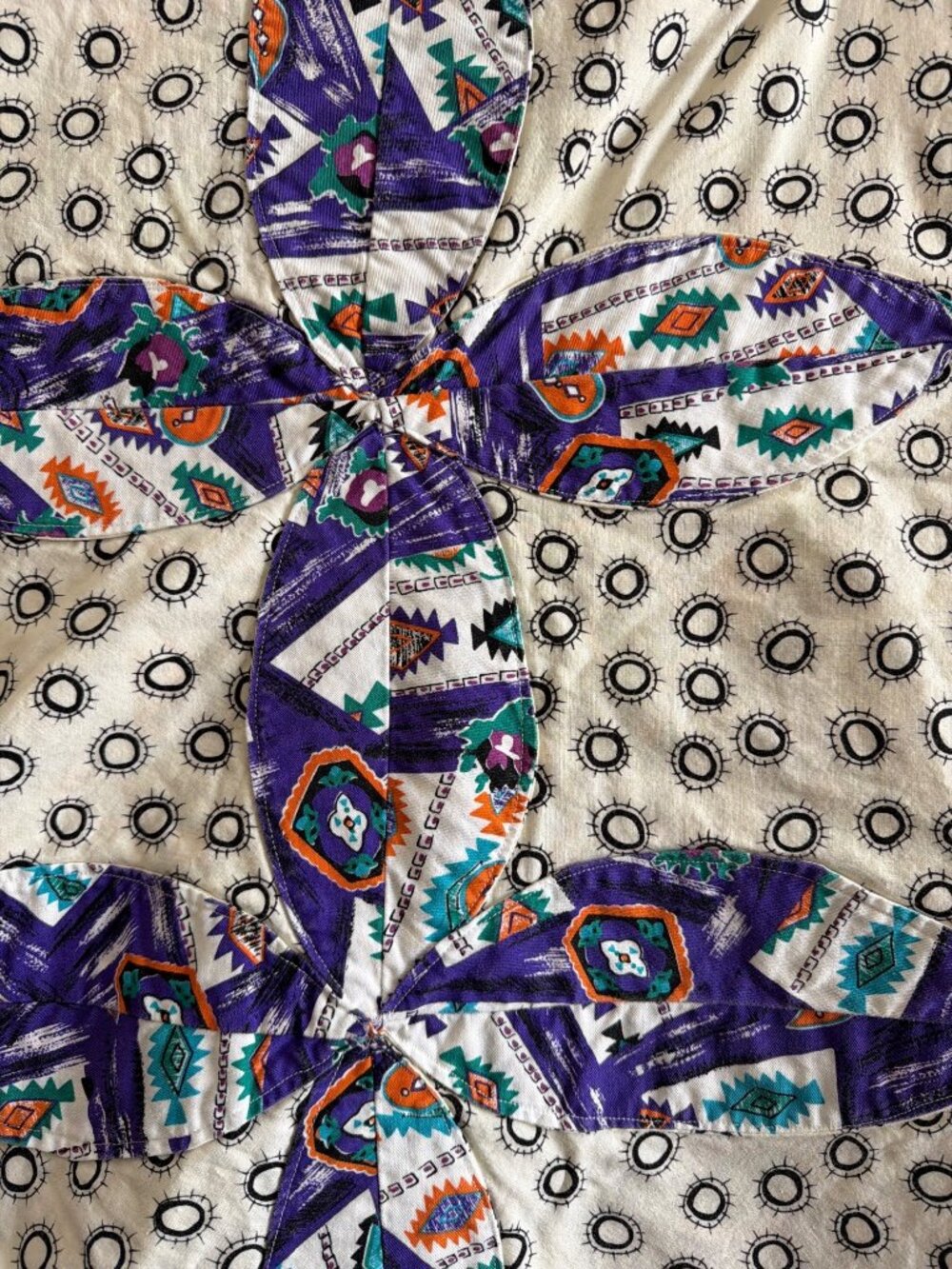 Vintage Handmade Reversible Lap Quilt Southwestern Puff Purple Biscuit 35 x 51 - Picture 10 of 12